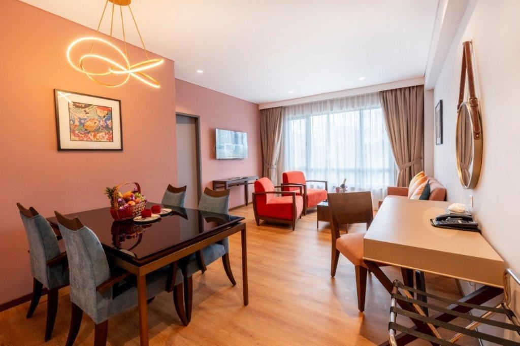 Arena Premier Hotel Seremban Bagian luar foto