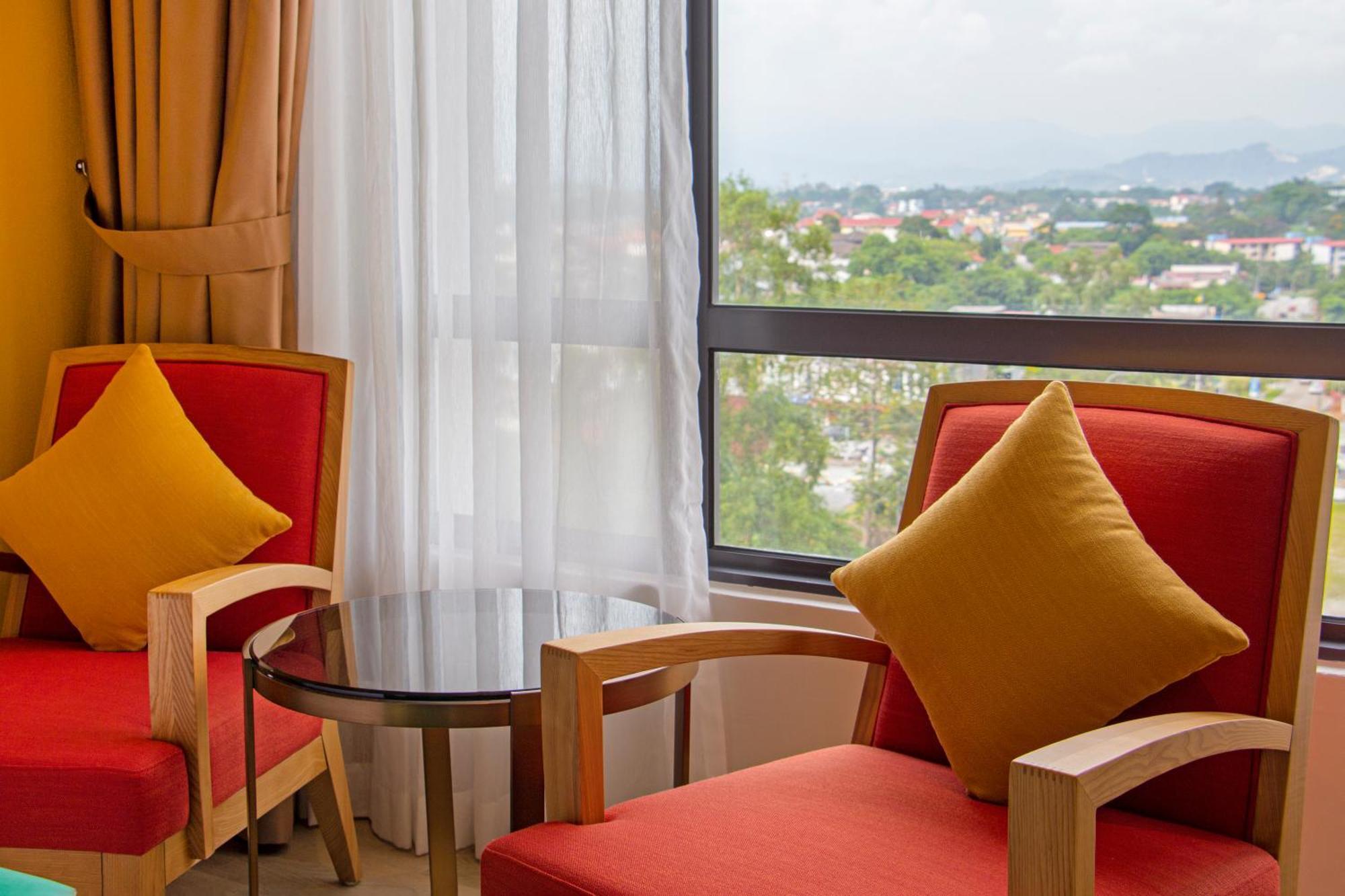 Arena Premier Hotel Seremban Bagian luar foto